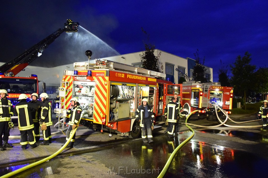 Grossbrand Halle Troisdorf Kriegsdorf Junkersring P472.JPG - Miklos Laubert